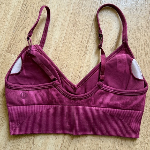 Lululemon Ebb To Street A/B Chianti New Year’s Sports Bra 2 - Picture 2 of 3